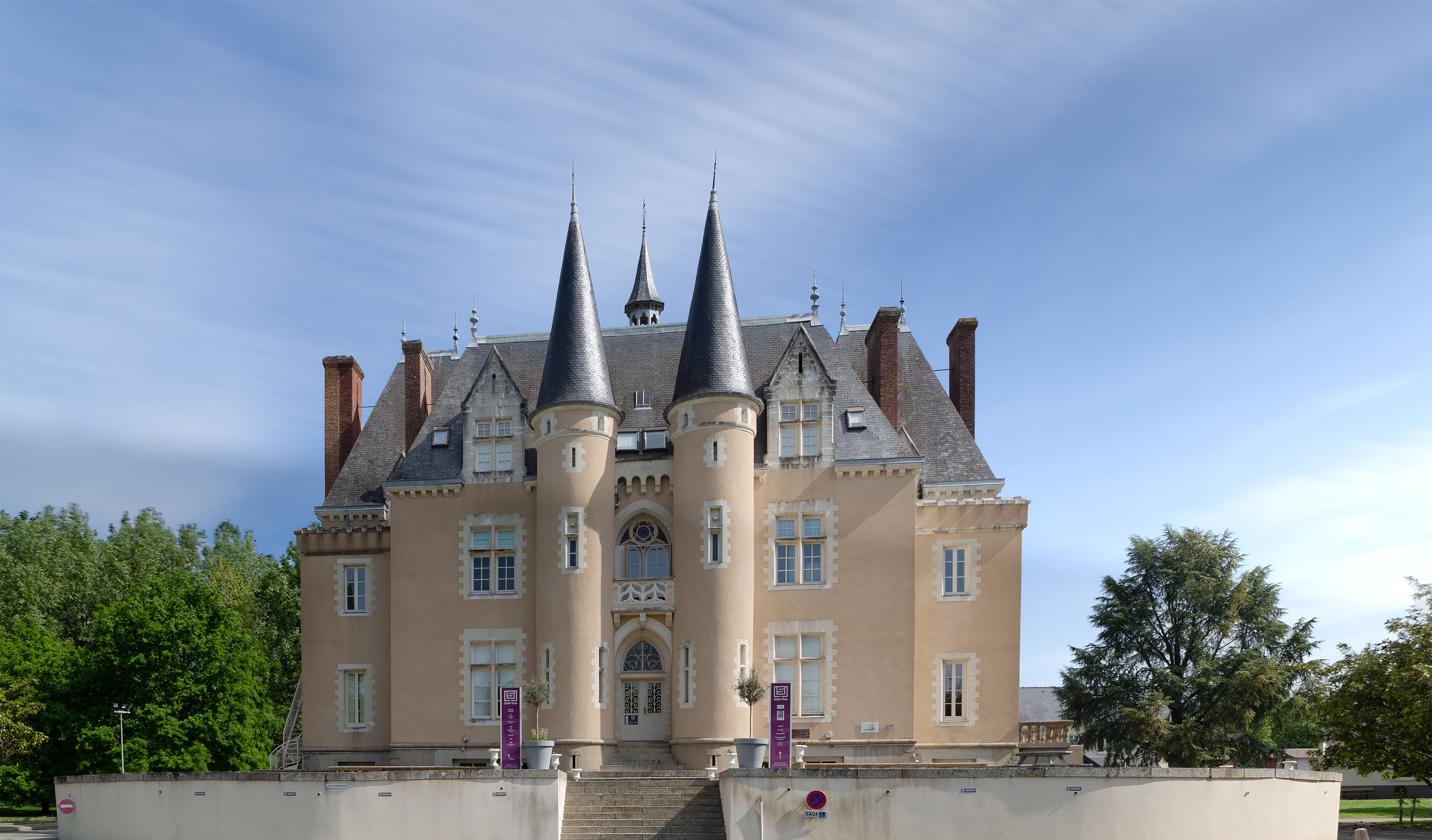 Photos | Lycée Saint-Yves, Bain de Bretagne
