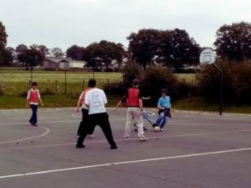 ⚽️ Les midis, l'OCAS propose des activités sportives à tous les volontaires ! 🏅

Ca te motive ?
📌 Alors rendez-vous de 12h30 à 13h30 ! 

#sport #football...