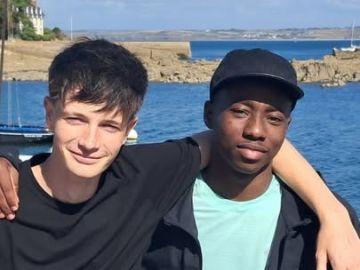 🌊 Cap sur Douarnenez !

L’échange se poursuit pour nos Terminales SAPAT avec une nouvelle journée de découverte du territoire breton.

Au programme : rallye...